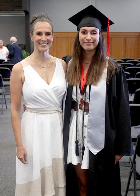 East Mississippi Community College alumna Izzy Latham, at right, with her mother, Molly Berch, during Latham’s May 10 graduation from the college’s Automotive Technology program. 